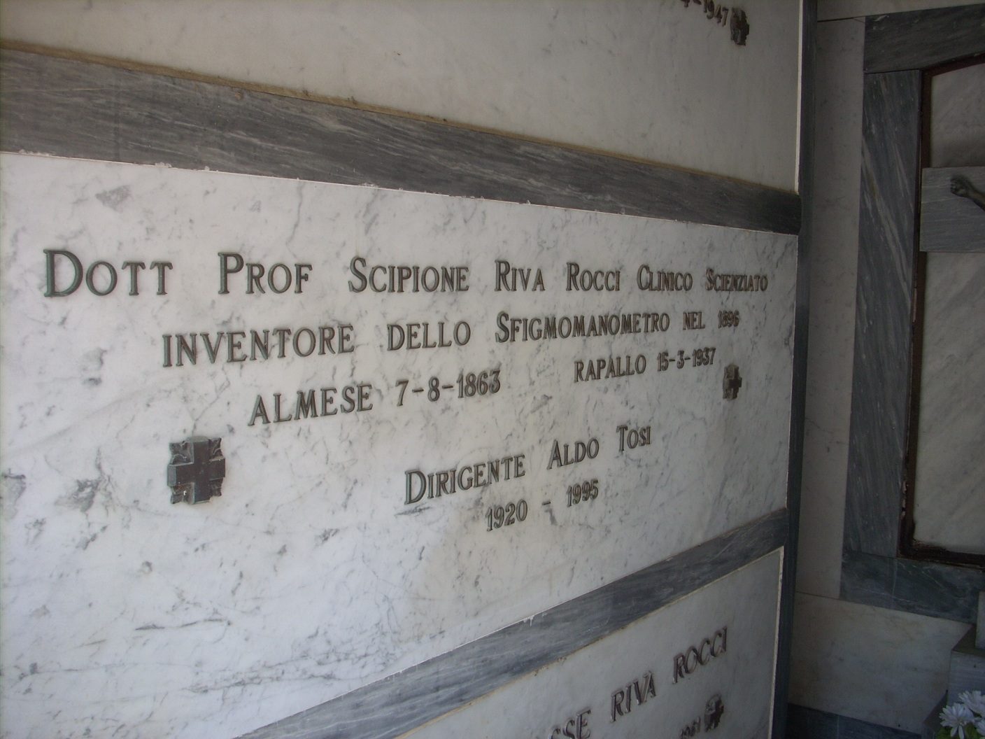 Scipione Riva Rocci s tomb, San Michele di Pagana, Italy - 03.JPG